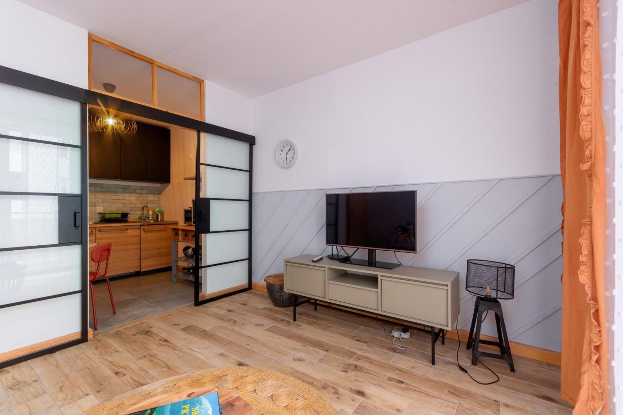 Paryski Zakatek Cosy Apartment Вроцлав Экстерьер фото
